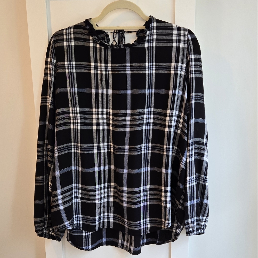 Loft Black and White Plaid Blouse Size Large